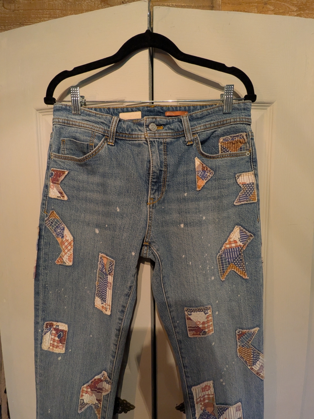 Pilcro Patch-Embellished Boyfriend Jeans in Blue - Picture 3 of 11